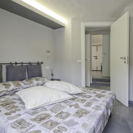 Casa Vacanze Vicolo Della Luna Ambra Exteriér fotografie